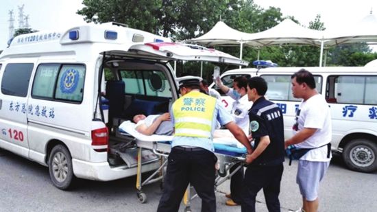 廣州救護(hù)車的容量配置，成社會(huì)關(guān)注問題01